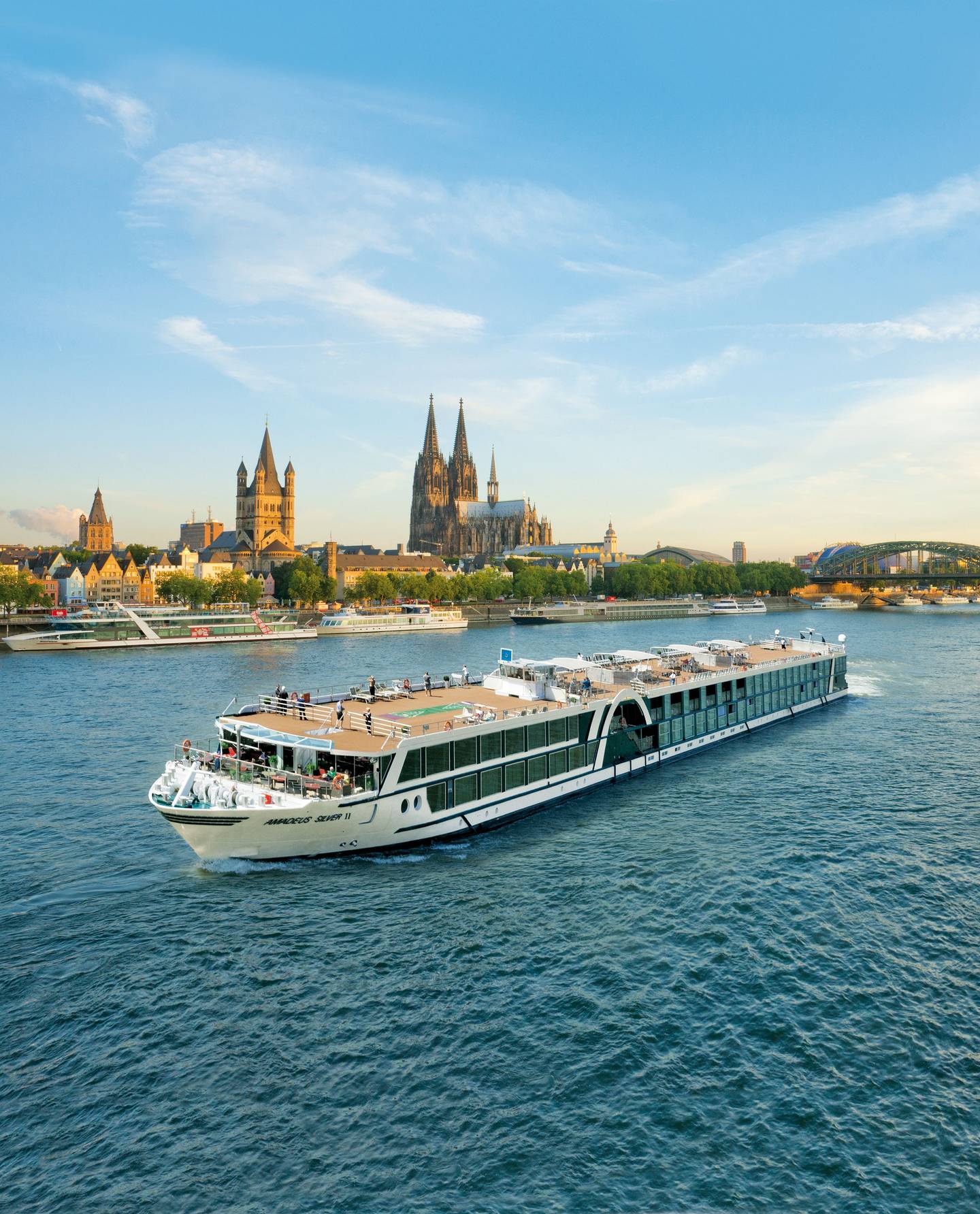 AMADEUS Silver || Außenansicht BoCruise AMADEUS Silver 2 Außenansicht