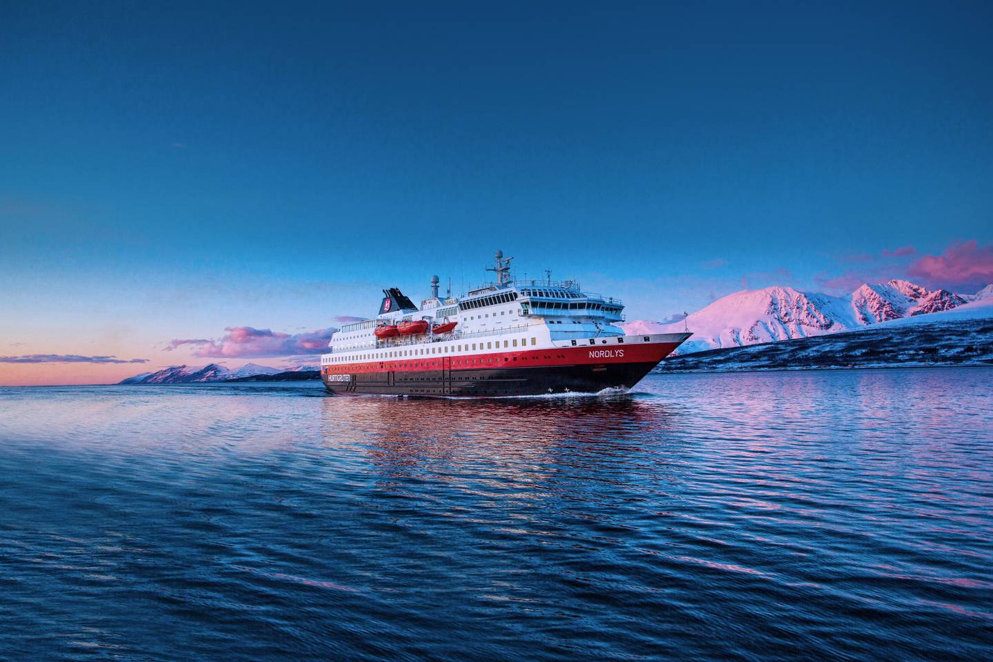 BoCruise HURTIGRUTEN MS Nordlys Außenansicht