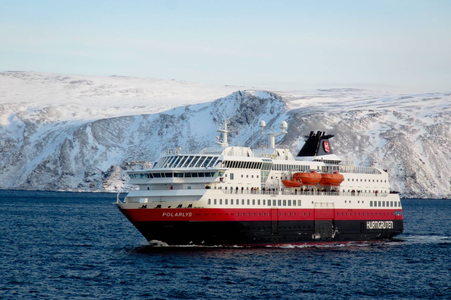 BoCruise HURTIGRUTEN MS Polarlys Außenansicht