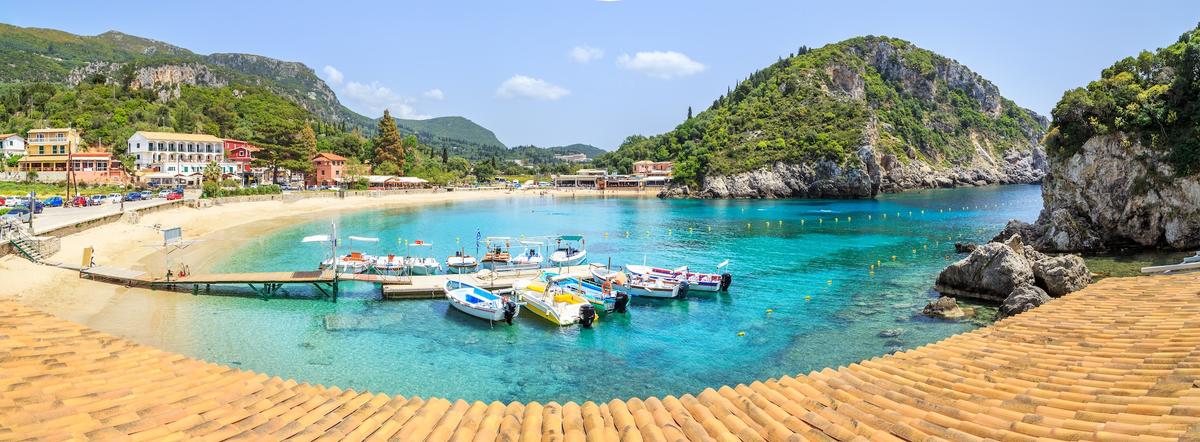 Panorma od Palaiokastritsa auf Korfu