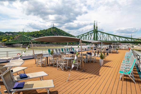 AMADEUS Brilliant Sonnendeck BoCruise AMADEUS Brilliant Sonnendeck