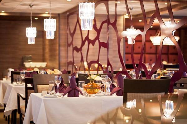 AMADEUS Silver || Panoramarestaurant BoCruise AMADEUS Silver 2 Panoramarestaurant