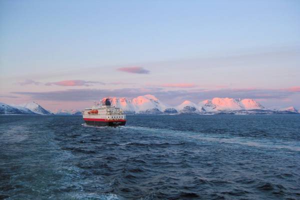 BoCruise HURTIGRUTEN MS Kong Harald Außenansicht