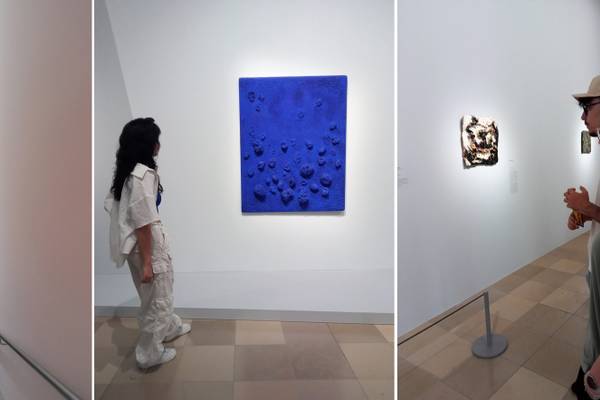 Schülerinnen und Schüler in der Ausstellung im Frankfurter Städel