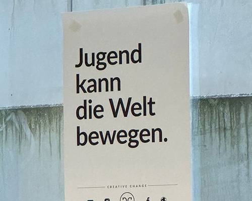 BG in Berlin 2024 Berliner Bär bunt
