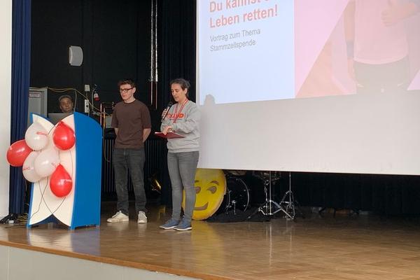 Schülerinnen und Schüler der August-Bebel-Schule organisieren erneut eine Aktion zur Typisierung für die DKMS Schülerinnen und Schüler der August-Bebel-Schule organisieren erneut eine Aktion zur Typisierung für die DKMS