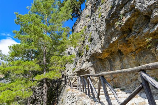 Wanderweg in der Samari Schlucht auf Kreta